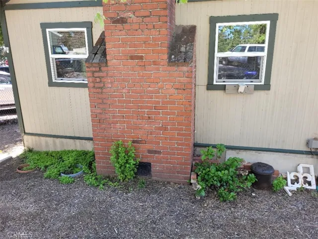 22725 Ponderosa Drive, Crestline, California 92325