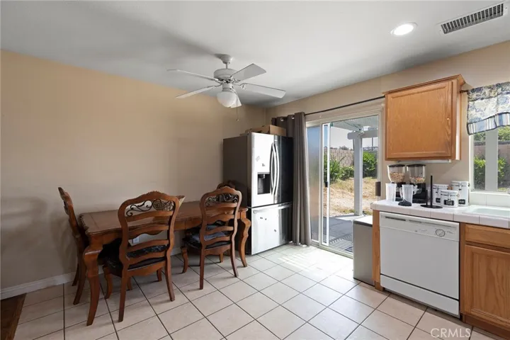 398 Avenue 6, Lake Elsinore, California 92530