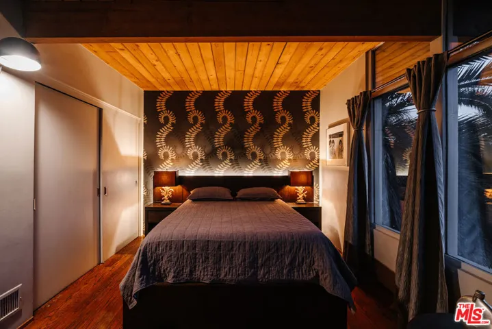 2269 Vasanta Way, Los Angeles, California 90068