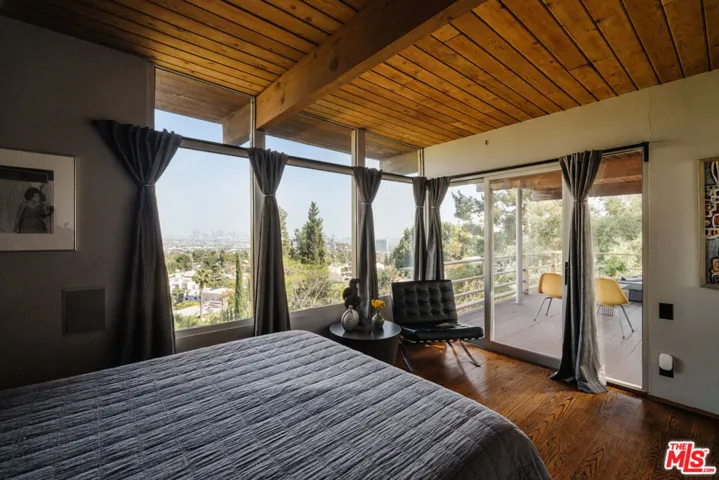 2269 Vasanta Way, Los Angeles, California 90068