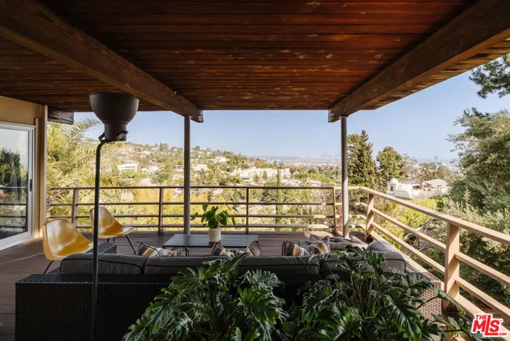 2269 Vasanta Way, Los Angeles, California 90068