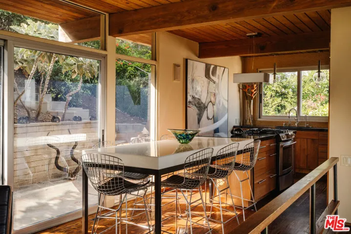 2269 Vasanta Way, Los Angeles, California 90068
