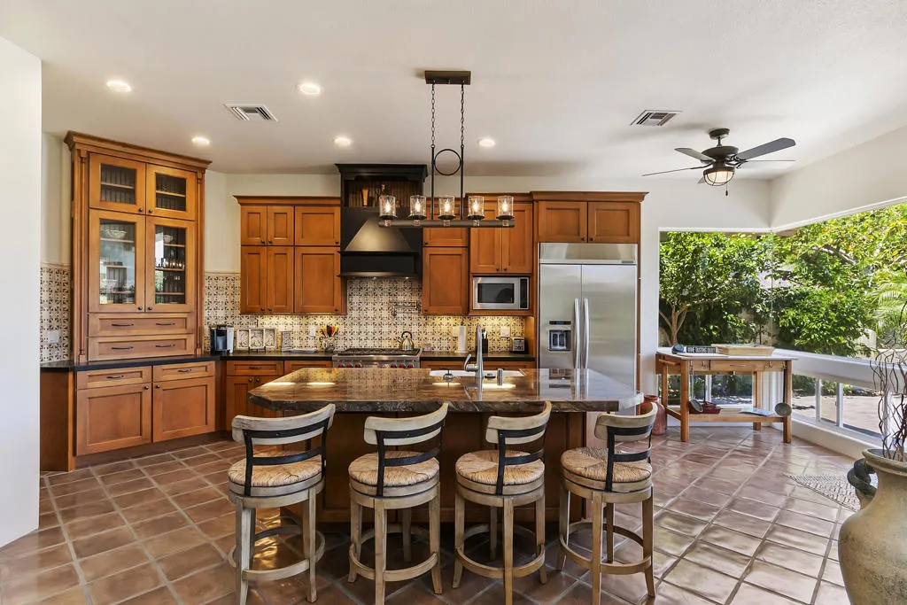 018_Kitchen