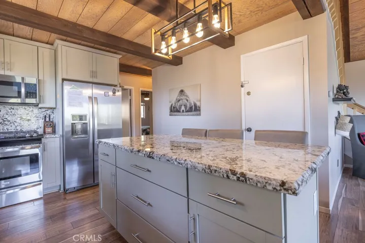 839 Menlo Drive, Big Bear Lake, California 92315