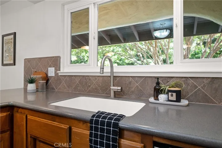 695 Royce Lane, Chico, California 95973