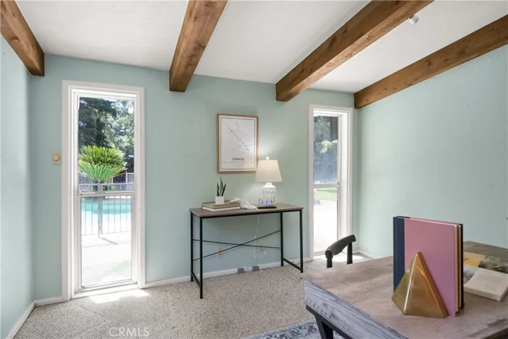Office or possible 4th bedroom.