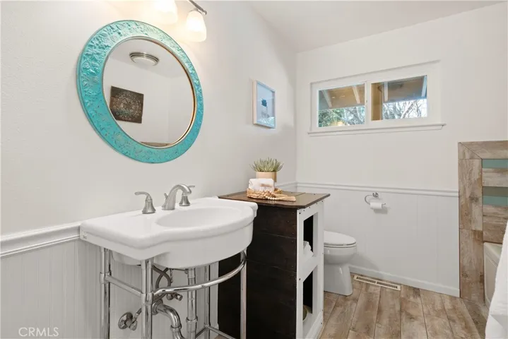 695 Royce Lane, Chico, California 95973