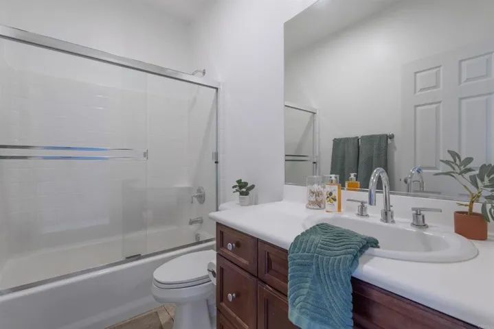 45189 Rideau Street, Temecula, California 92592