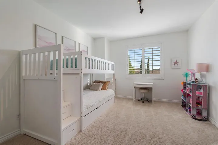 45189 Rideau Street, Temecula, California 92592