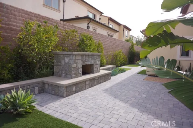 65 Tundra, Irvine, California 92602