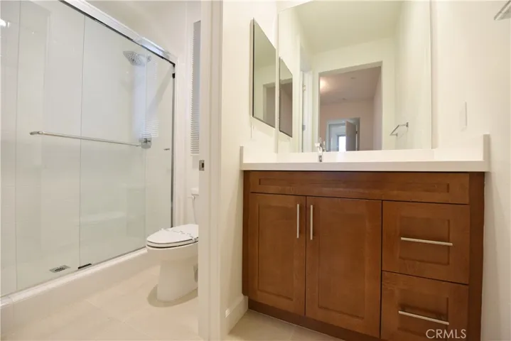 65 Tundra, Irvine, California 92602