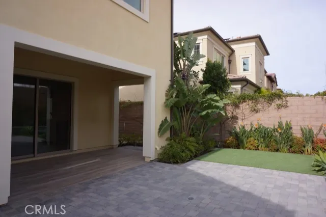 65 Tundra, Irvine, California 92602