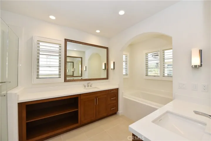 65 Tundra, Irvine, California 92602