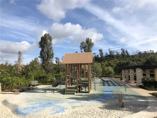 65 Tundra, Irvine, California 92602