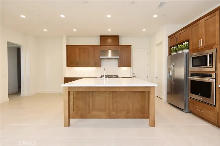 65 Tundra, Irvine, California 92602