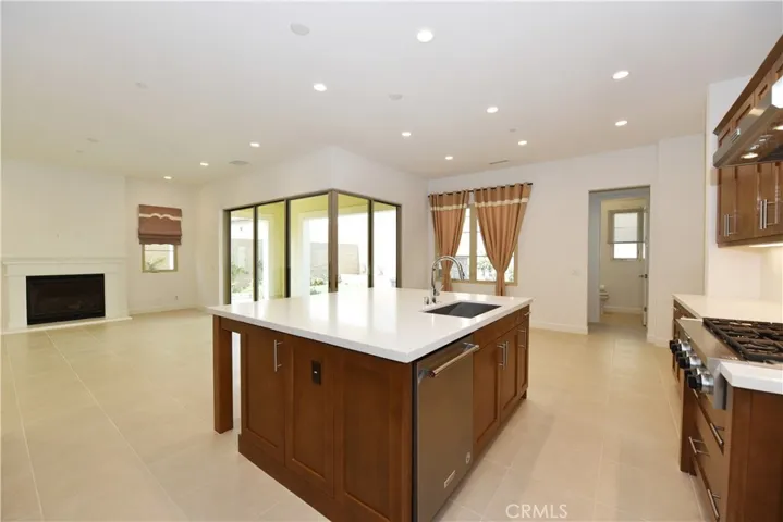 65 Tundra, Irvine, California 92602