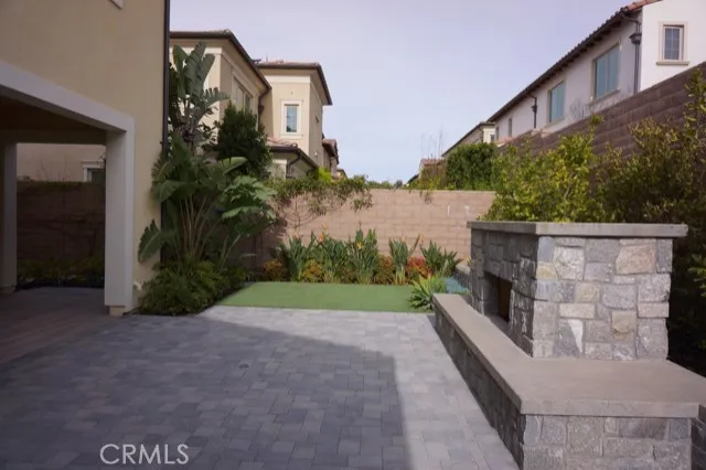 65 Tundra, Irvine, California 92602