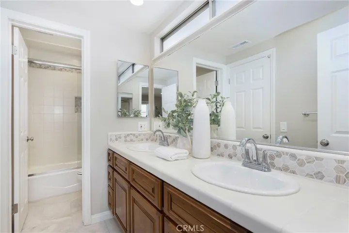 215 N Barryknoll Street, Anaheim Hills, California 92807