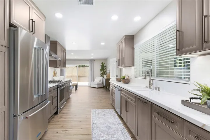 215 N Barryknoll Street, Anaheim Hills, California 92807