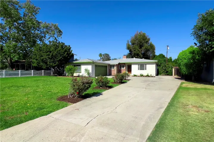 14092 Windsor Place is almost 1/3 of an acre in a prime North Tustin location! This one is not to be missed!