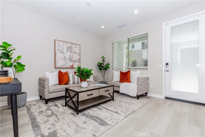 3590 E Peckham Paseo 4, Ontario, California 91761