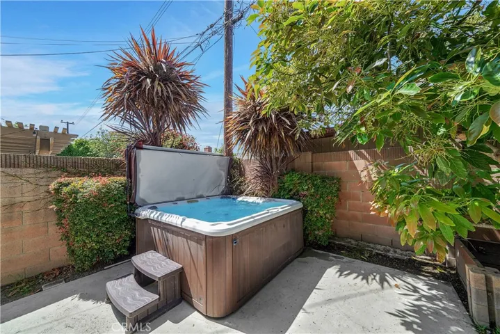 5071 Galway Circle, Huntington Beach, California 92649