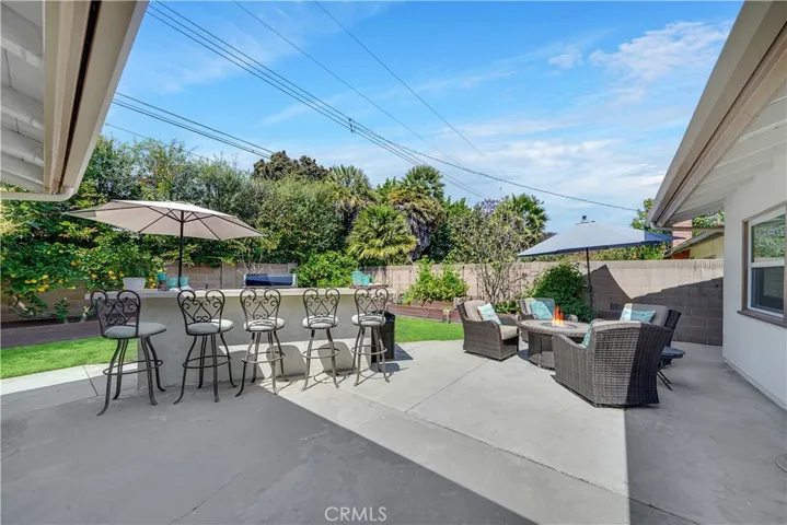 5071 Galway Circle, Huntington Beach, California 92649