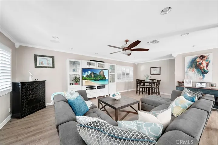5071 Galway Circle, Huntington Beach, California 92649