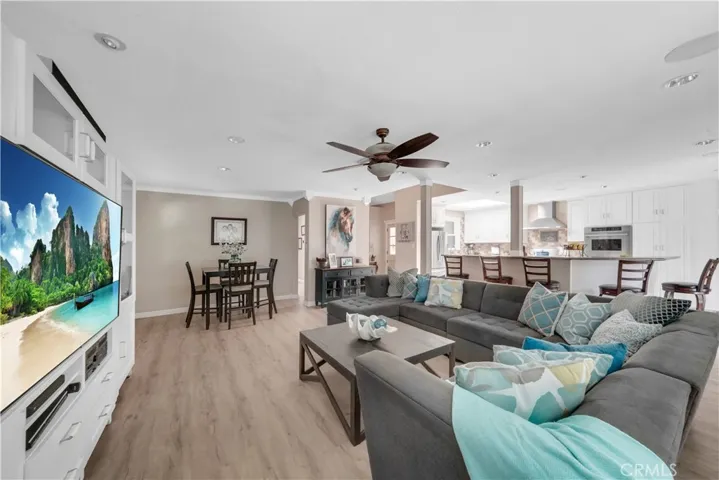 5071 Galway Circle, Huntington Beach, California 92649