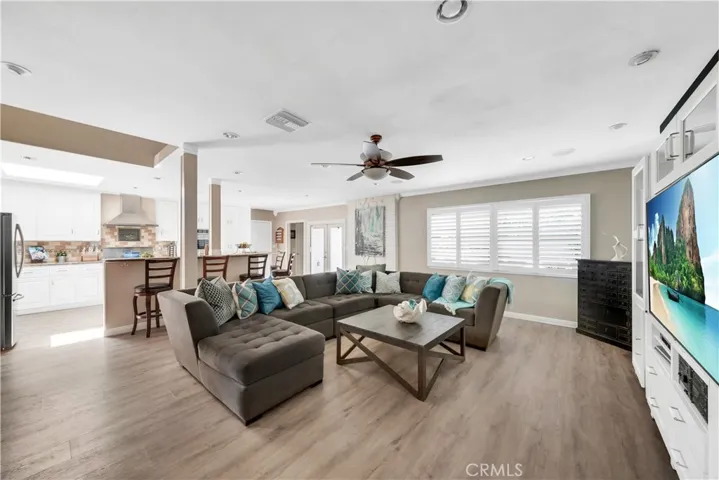 5071 Galway Circle, Huntington Beach, California 92649