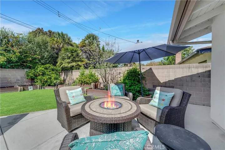 5071 Galway Circle, Huntington Beach, California 92649