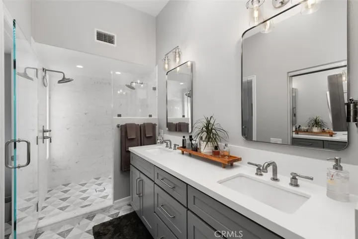 342 Parsons Landing, Long Beach, California 90803