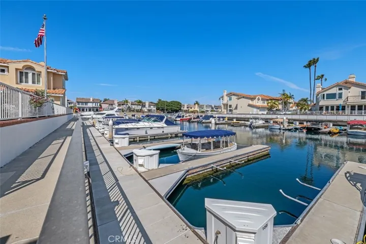 342 Parsons Landing, Long Beach, California 90803