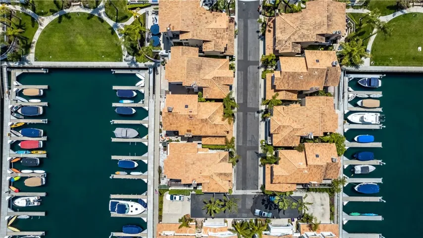 342 Parsons Landing, Long Beach, California 90803