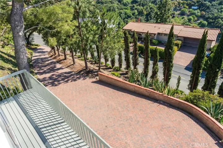5 Martingale Drive, Rancho Palos Verdes, California 90275