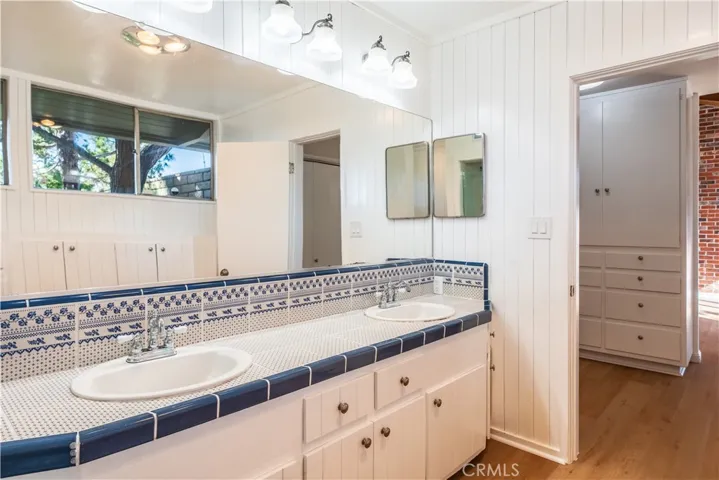 5 Martingale Drive, Rancho Palos Verdes, California 90275