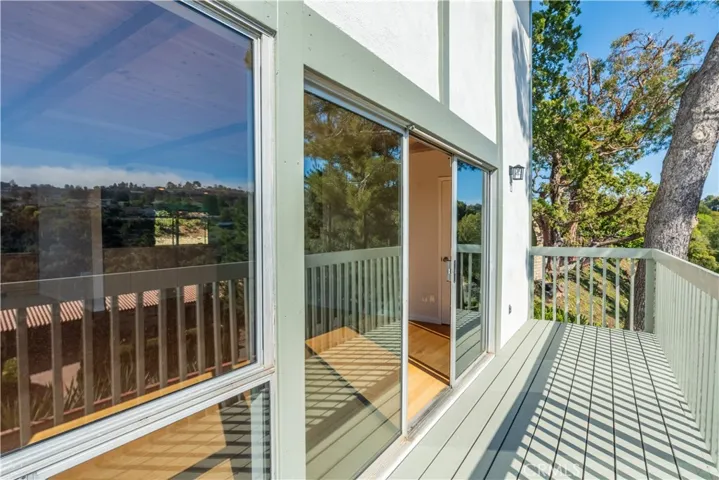 5 Martingale Drive, Rancho Palos Verdes, California 90275