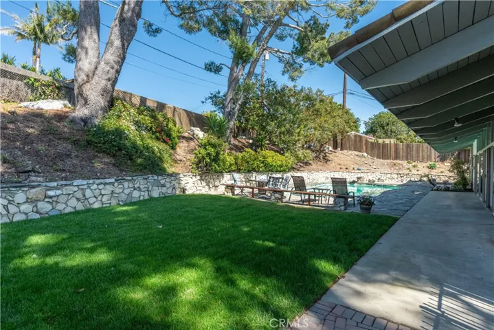 5 Martingale Drive, Rancho Palos Verdes, California 90275