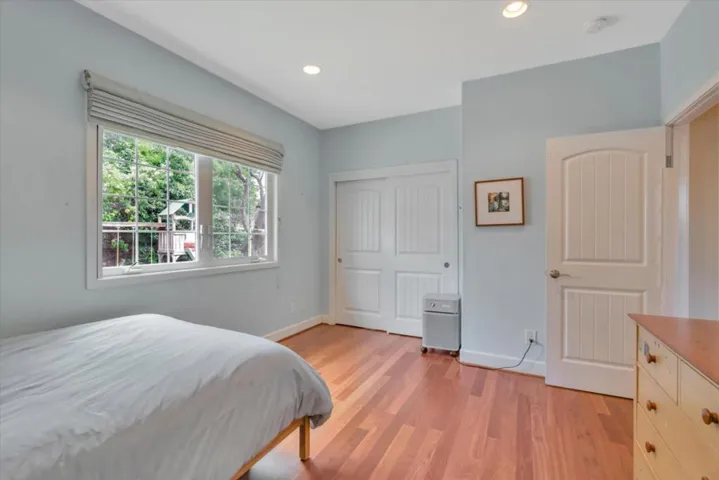 130 Heather Lane, Palo Alto, California 94303
