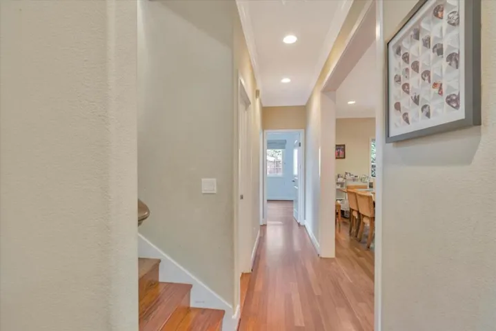 130 Heather Lane, Palo Alto, California 94303