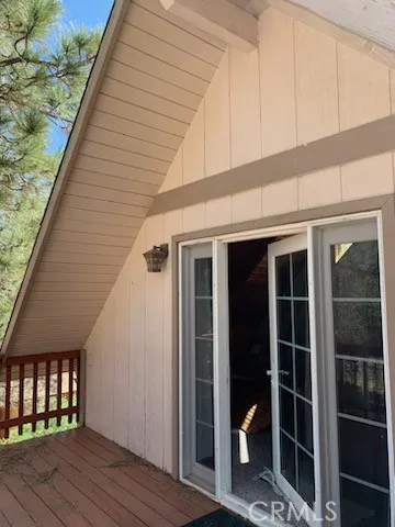 865 Victoria Lane, Sugarloaf, California 92386