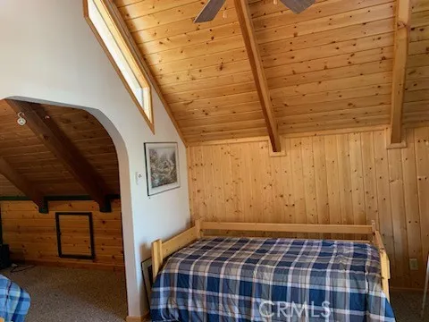 865 Victoria Lane, Sugarloaf, California 92386