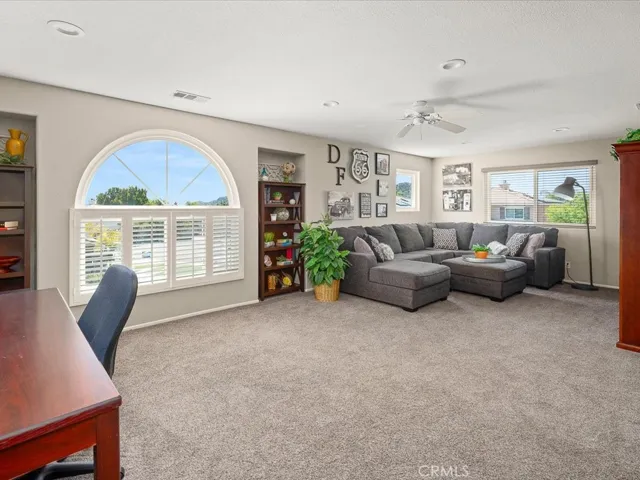 30503 Corsica Place, Castaic, California 91384
