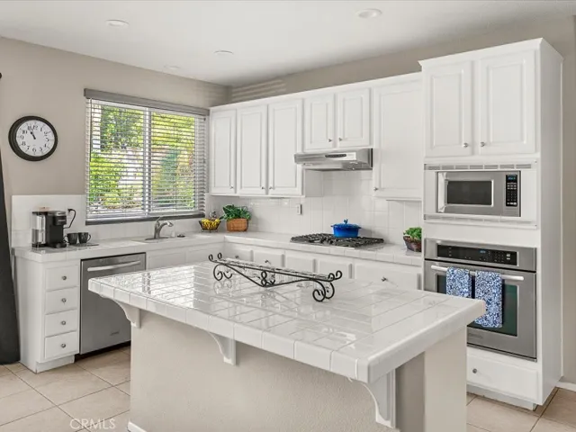 30503 Corsica Place, Castaic, California 91384