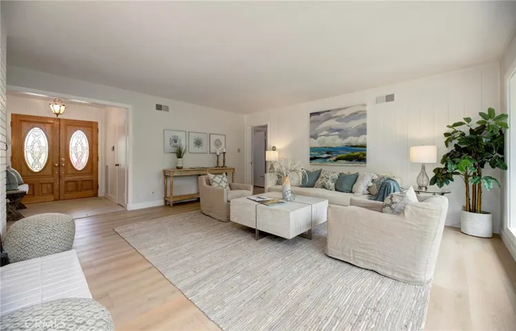 8 Silver Saddle Lane, Rolling Hills Estates, California 90274
