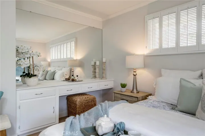 8 Silver Saddle Lane, Rolling Hills Estates, California 90274