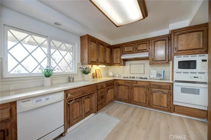 8 Silver Saddle Lane, Rolling Hills Estates, California 90274