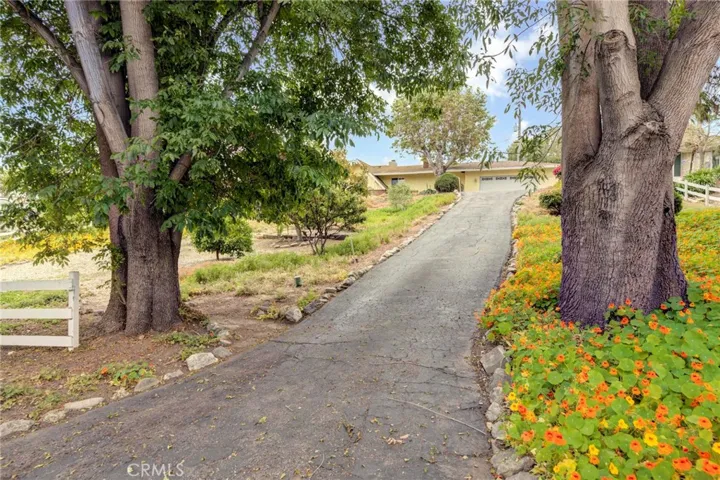 8 Silver Saddle Lane, Rolling Hills Estates, California 90274