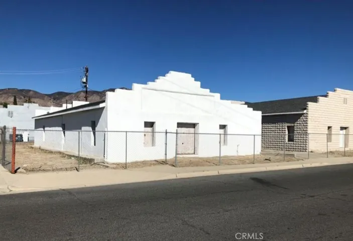 175 W 5th Street, San Jacinto, California 92583