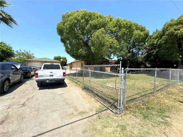 17848 Taylor Avenue, Bloomington, California 92316